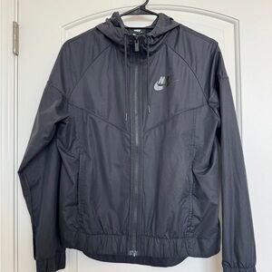 Nike Women's Black Windbreaker Jacket